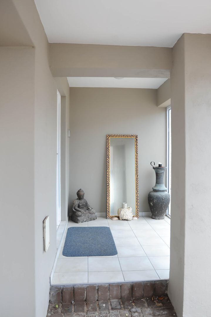 To Let 4 Bedroom Property for Rent in Calypso Beach Western Cape